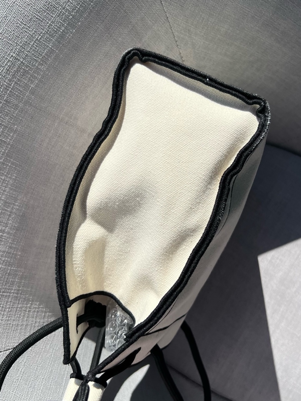 Fendi Large Roma Lea Tote Bag - Picture 4 of 13